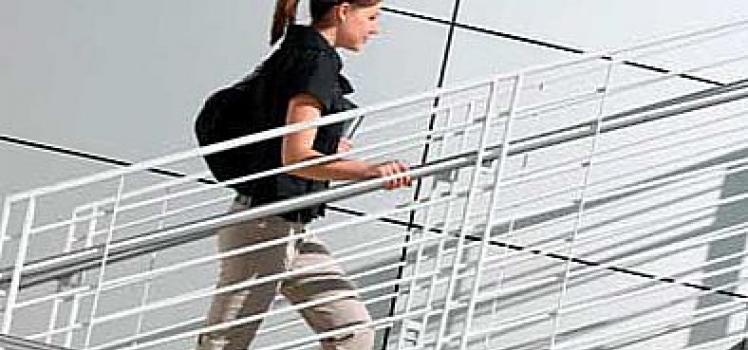 Ходьба по лестнице для похудения Болит колено при подъеме по лестнице лечение